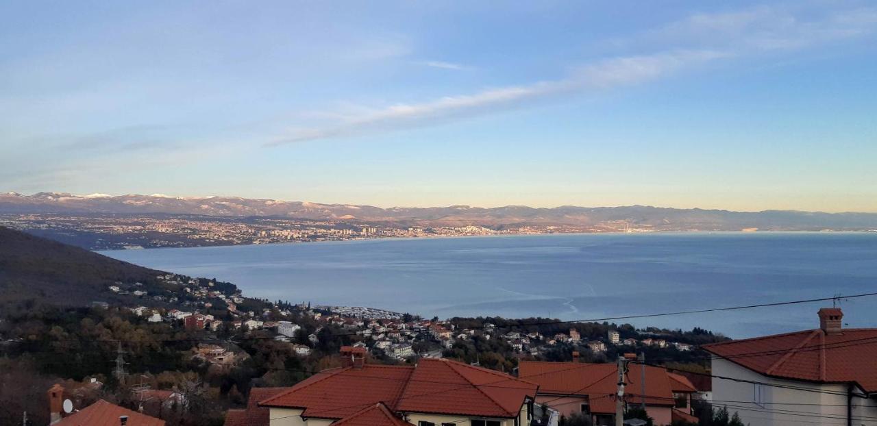 Apartment Opatija Lovran Exteriör bild