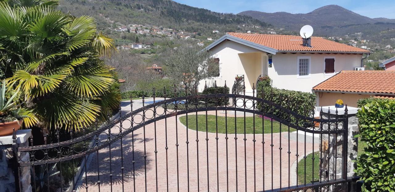 Apartment Opatija Lovran Exteriör bild