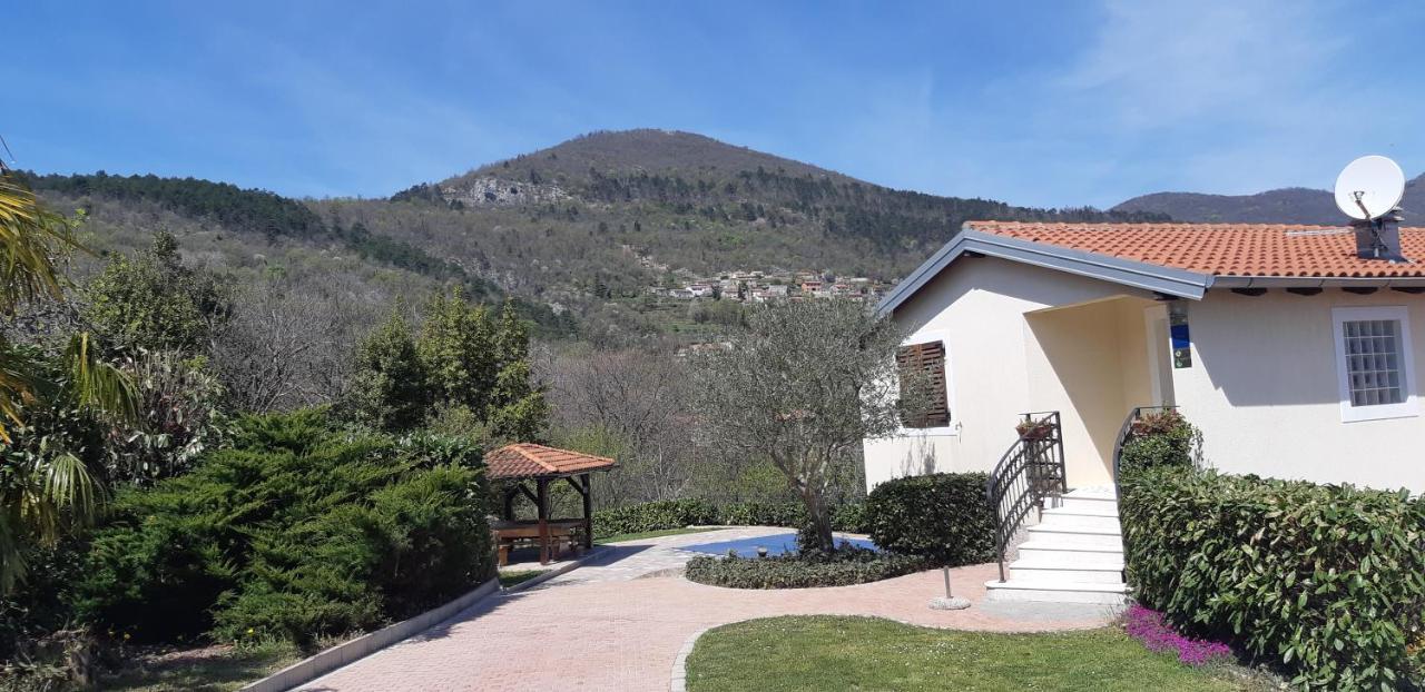 Apartment Opatija Lovran Exteriör bild