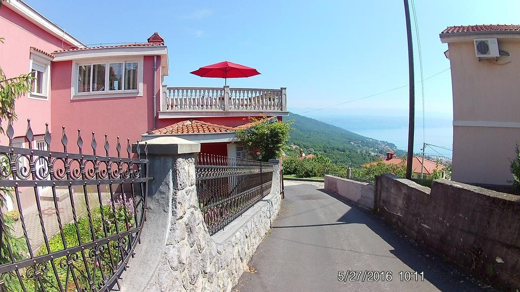 Apartment Opatija Lovran Exteriör bild